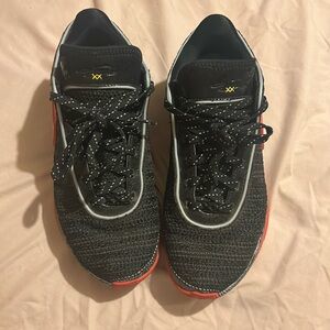 Boys lebron Nike tennis